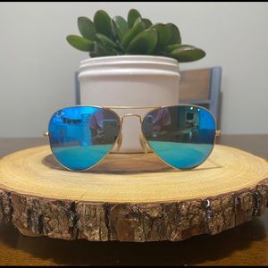 Ray-Ban Polarized Aviator **WORN ONCE**